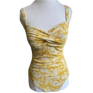 NipTuck Swim One-Piece Yellow Floral Tummy Control Sexy Tropical Hawaiian Sz 6